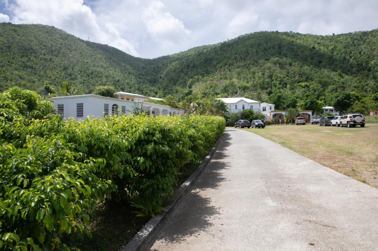 Icis Villas Brewers Bay Exteriör bild